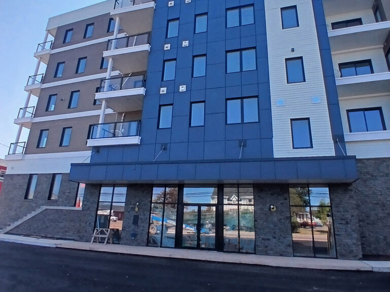 OConnorGlass_WaterSt_ApartmentBuilding-WEB